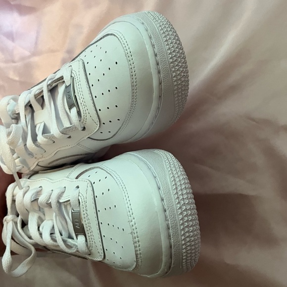 Nike Air Force 1 big kids NWT white - Picture 11 of 15